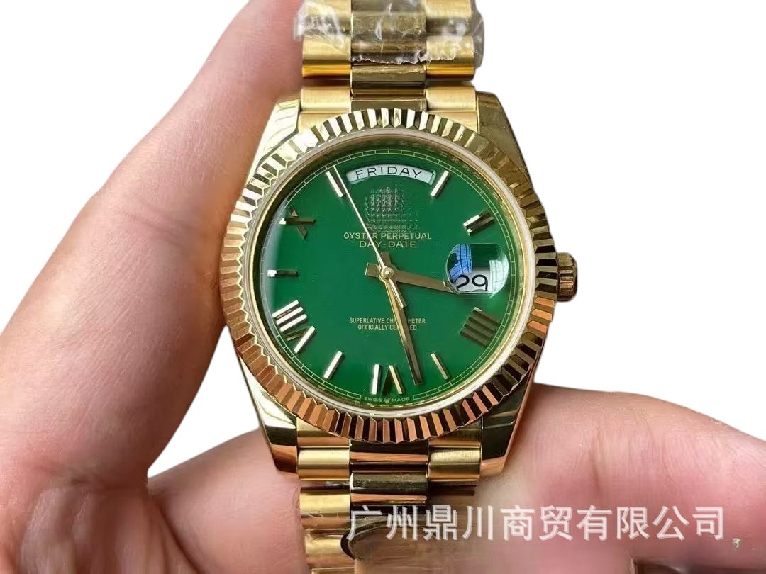 R WATCH (3) 14