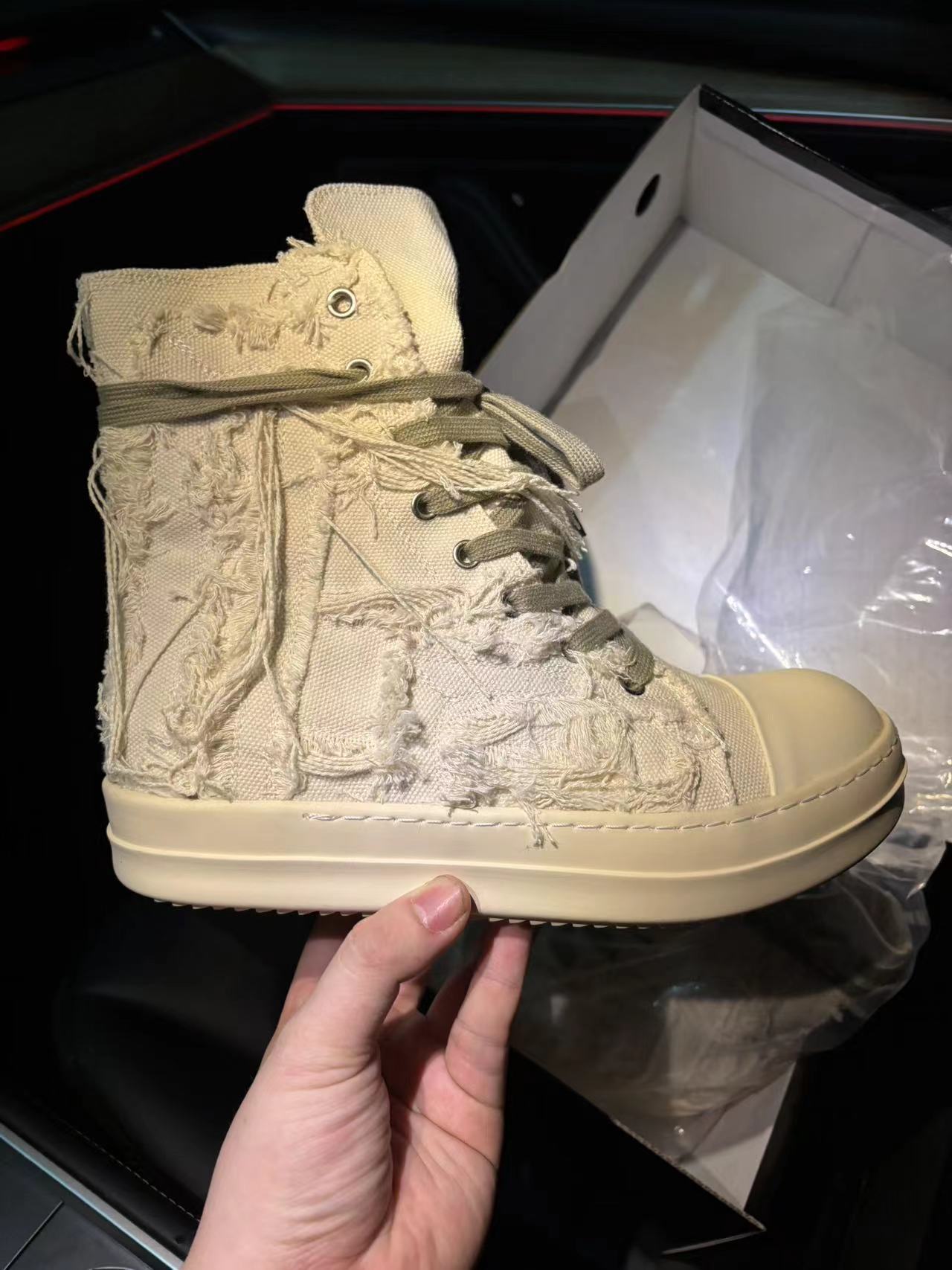 RICK BOOTS (1) 6