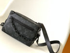 VL Crossbody Bag (21)