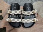 VL Sandals (2)