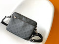 VL Crossbody Bag (21)