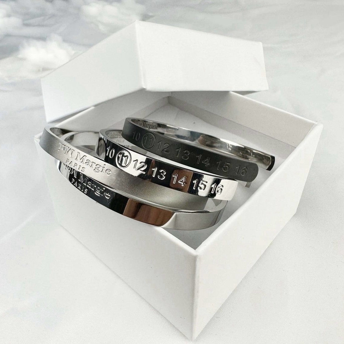 MAISON BRACELET (1) 2