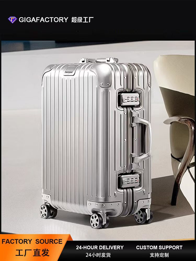 RIMOWA SUITCASE (1)