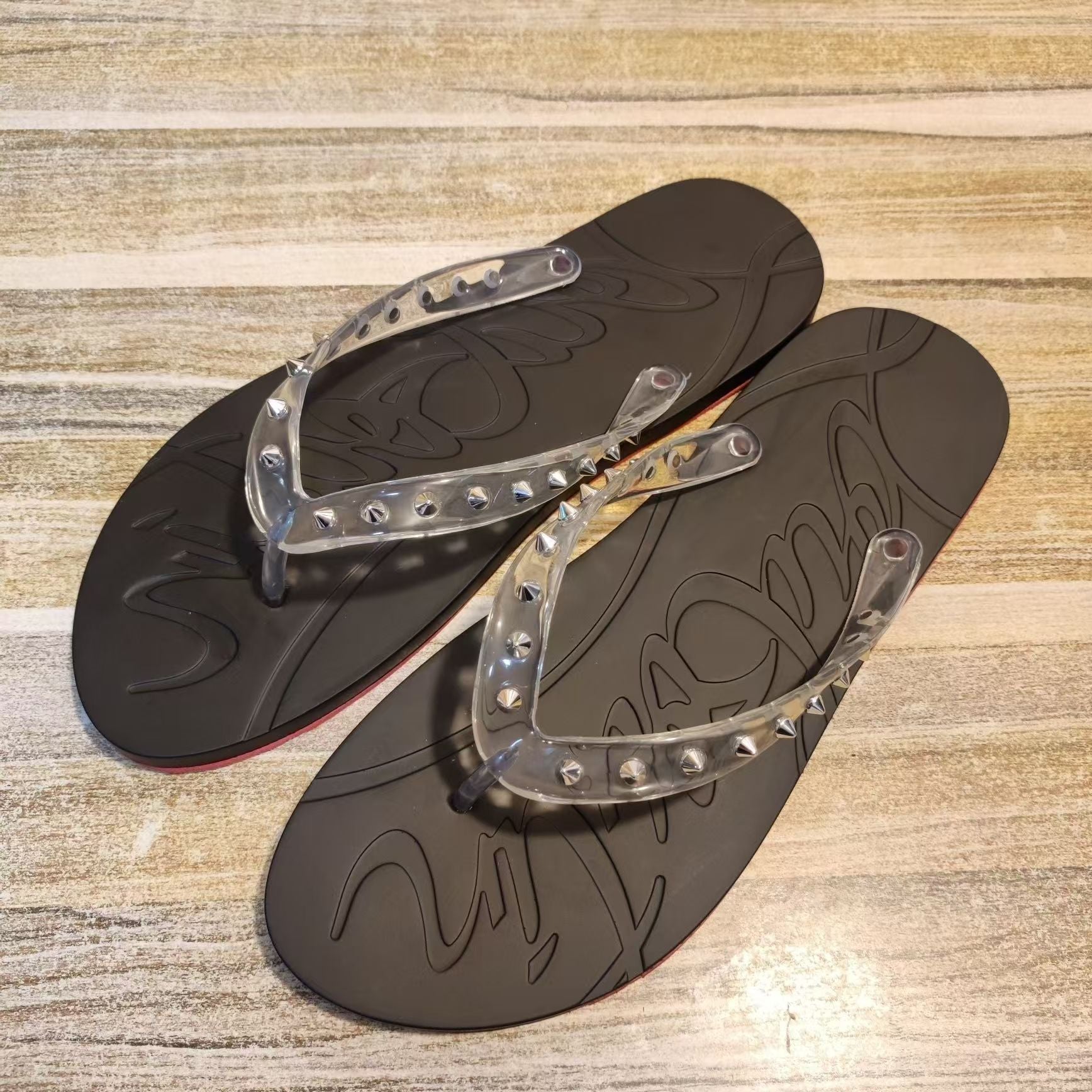 LOUBOUTIN SLIDES (1) 11