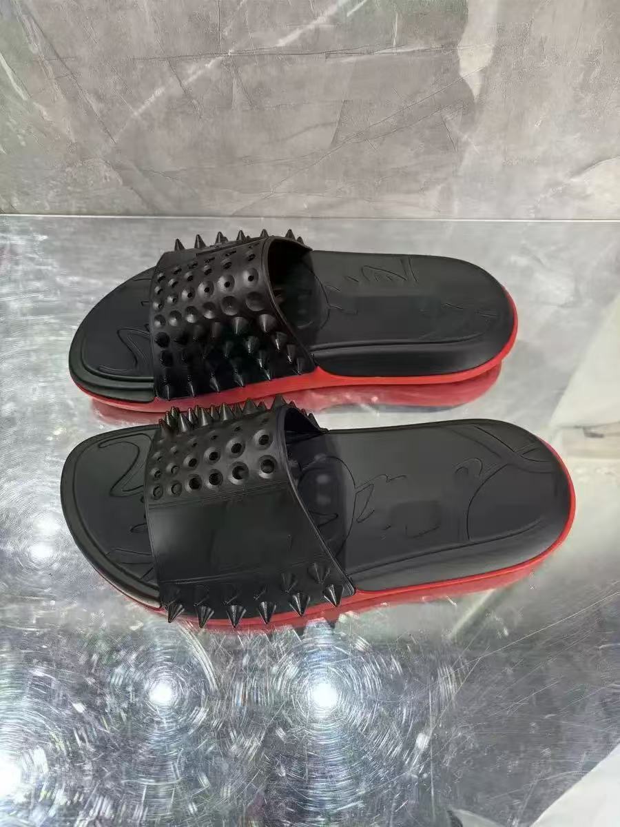 LOUBOUTIN SLIDES (1) 21
