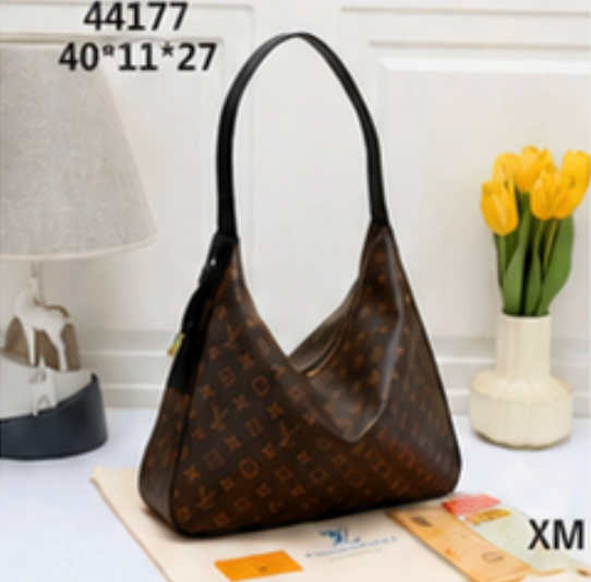 VL Handbags (5)