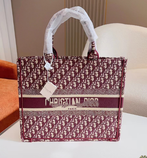 DIO Handbags (3) 4