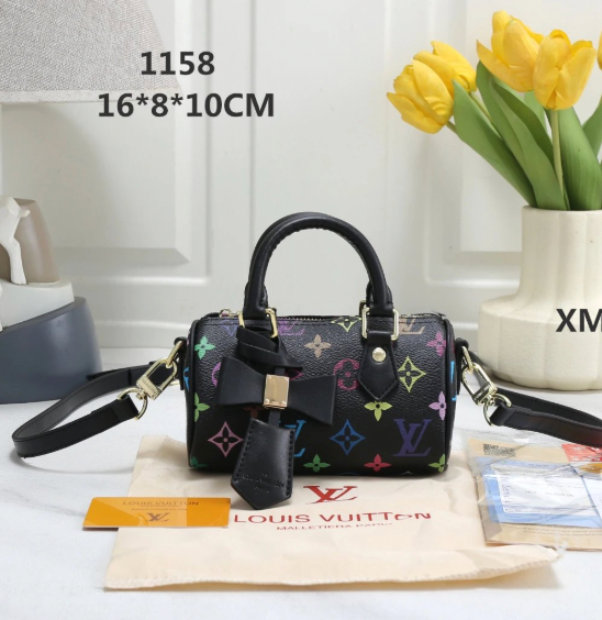 VL Handbags (12) 4