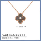 VAN CHE Women's Necklaces
