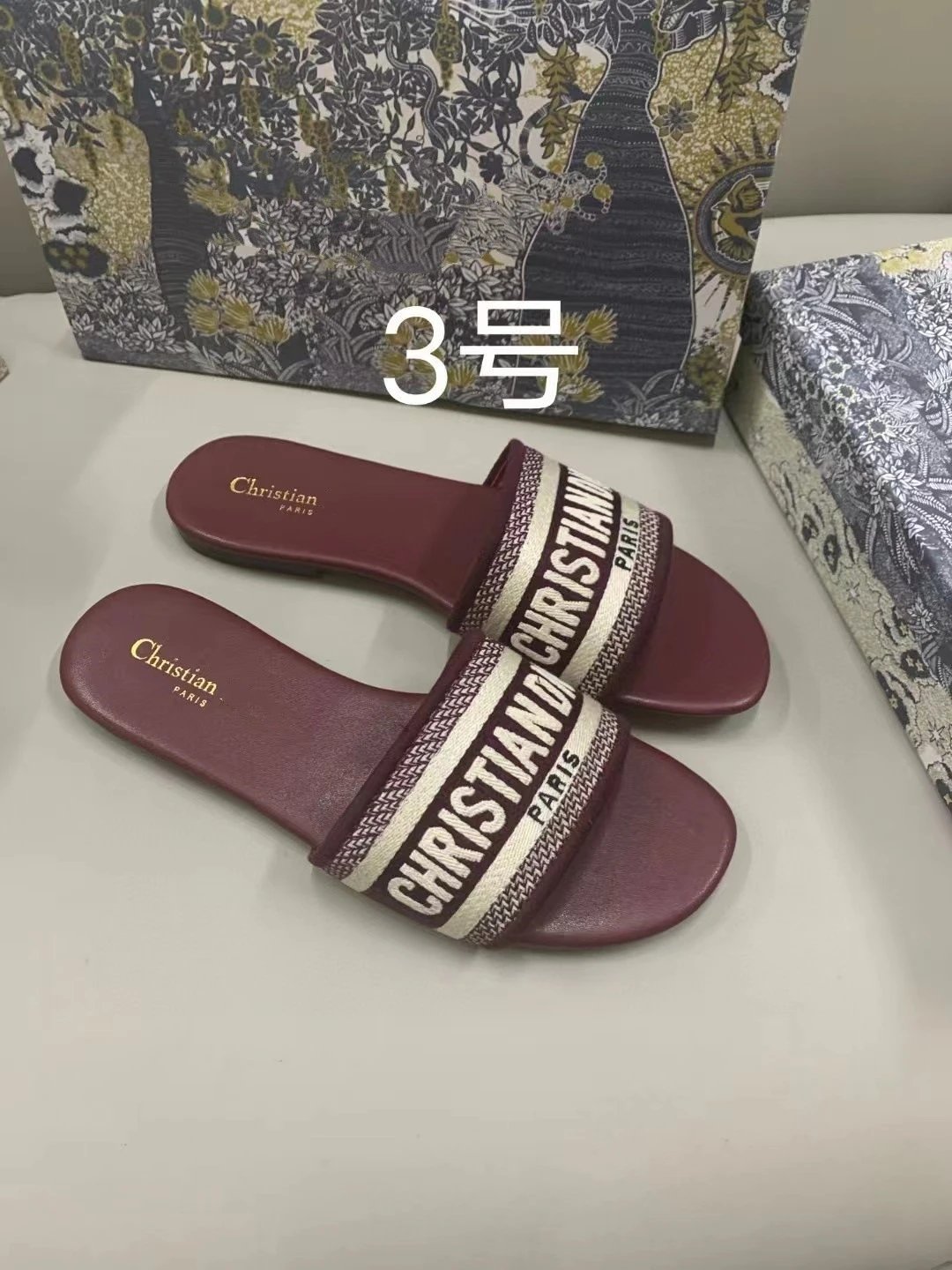 DIO Sandals 55
