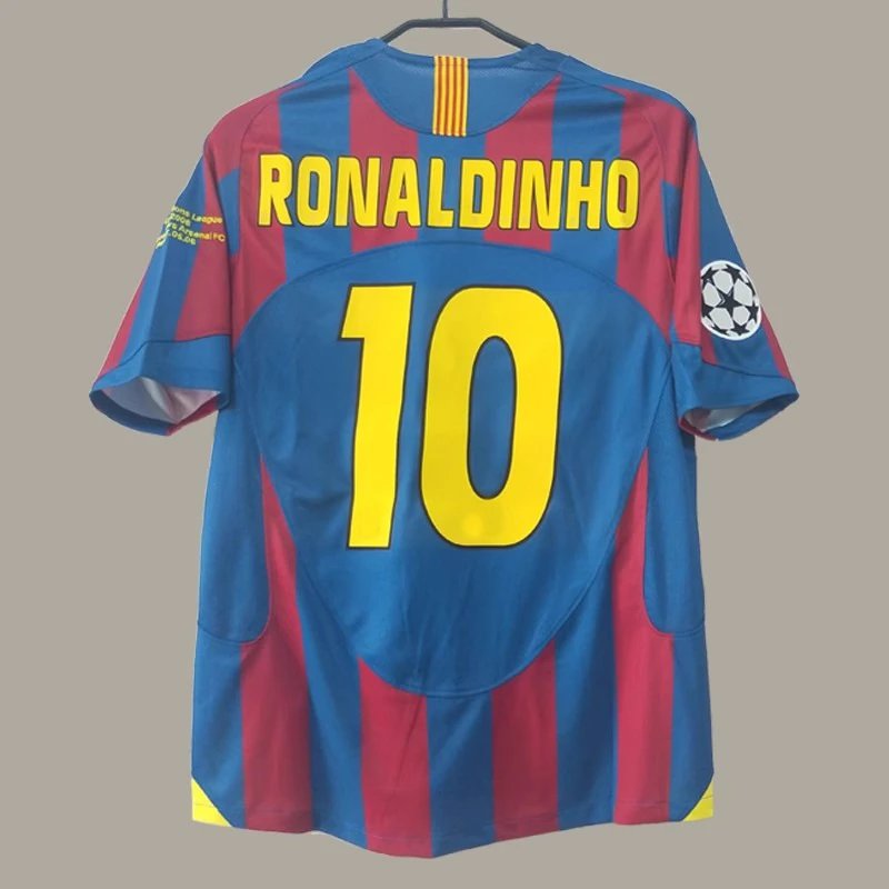 Blue and red sports jersey with 'Ronaldinho' and number '10' on a gray background
