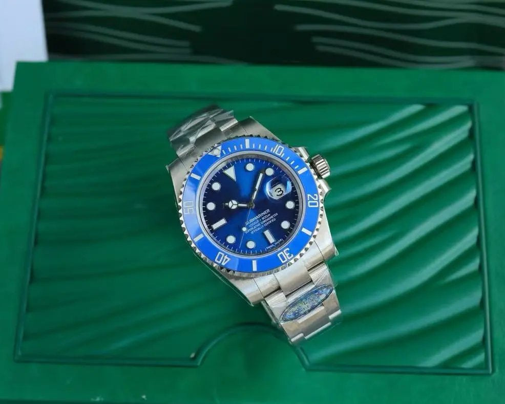 R WATCH (4)