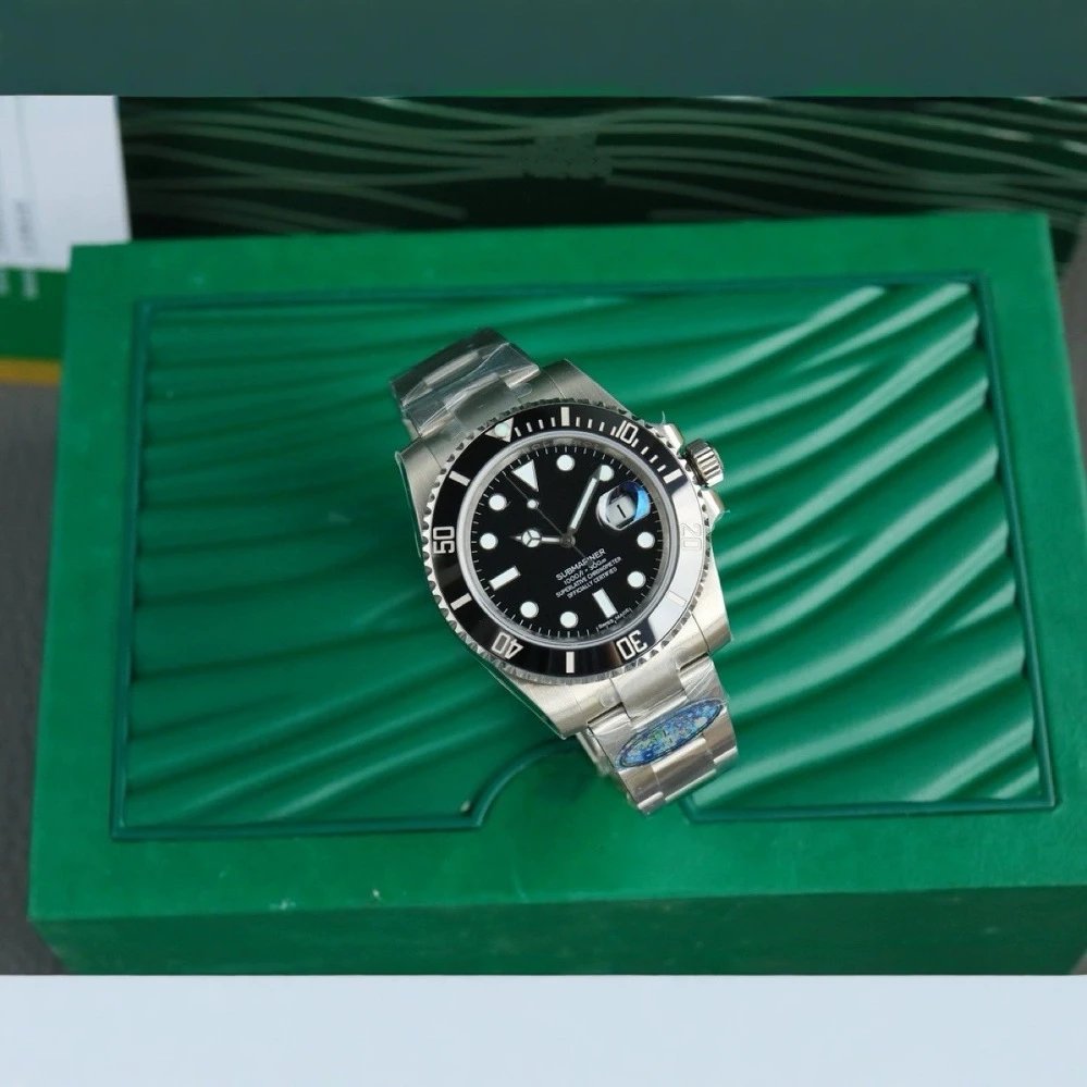 R WATCH (4)