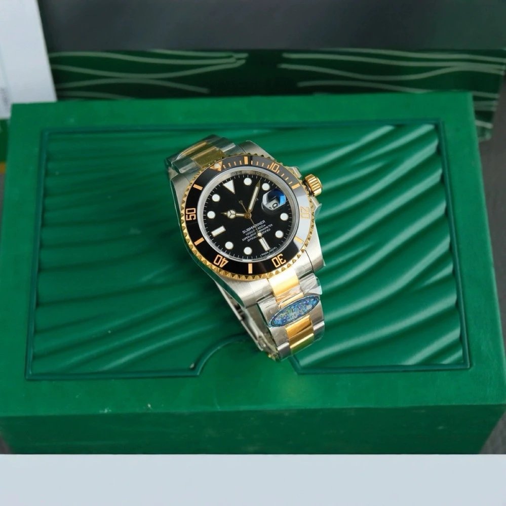 R WATCH (4)
