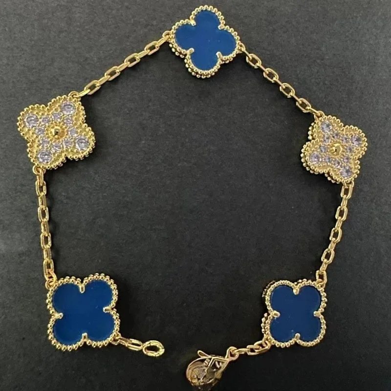 VAN CHE BRACELET (1) 26