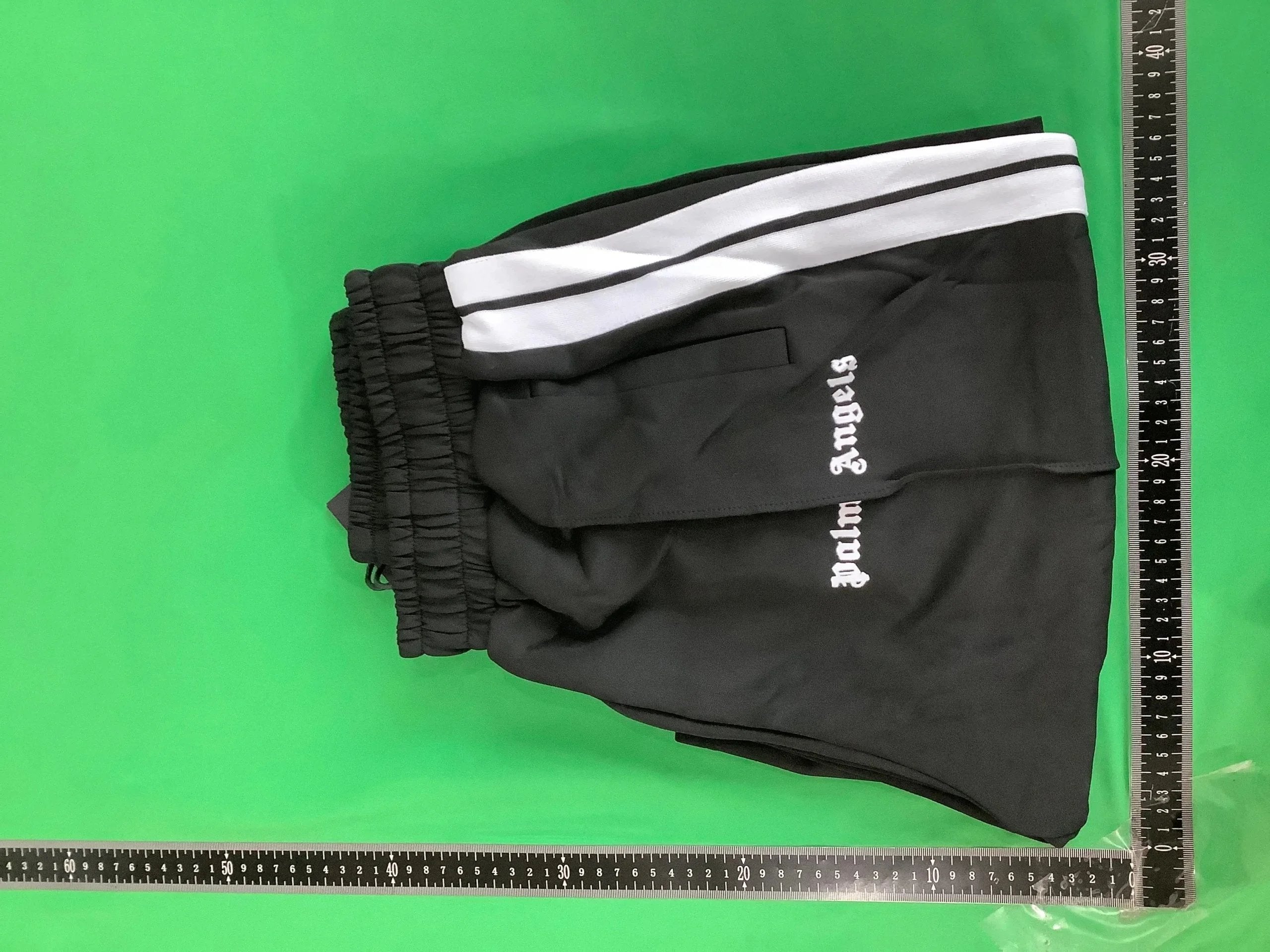 PALM SHORTS (1) 3