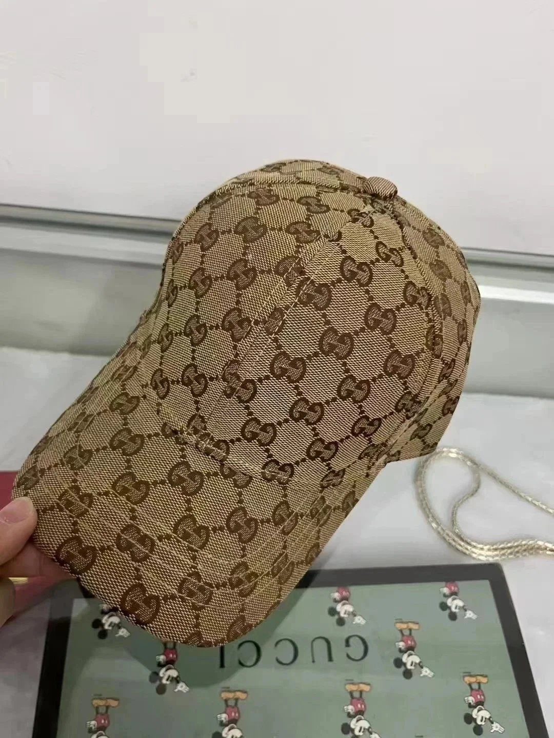 GUC HAT (1) 29