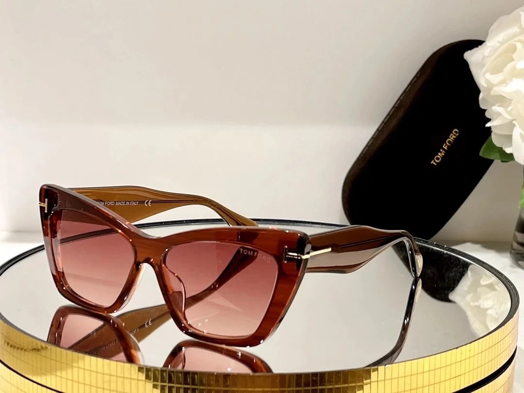 TOM SUNGLASSES (1) 20
