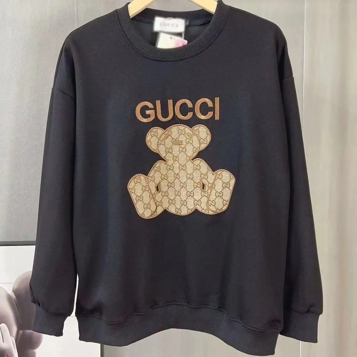 GUC CREWNECK (1) 29