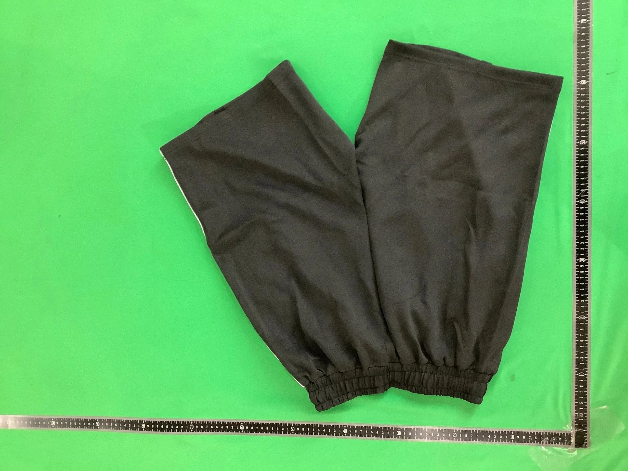 PALM SHORTS (1) 4