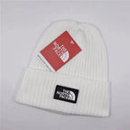 MONCL HAT (3)