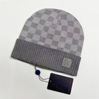 VL HAT (1)