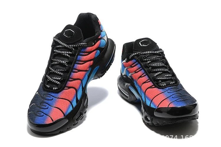 NIK Shoes (1)