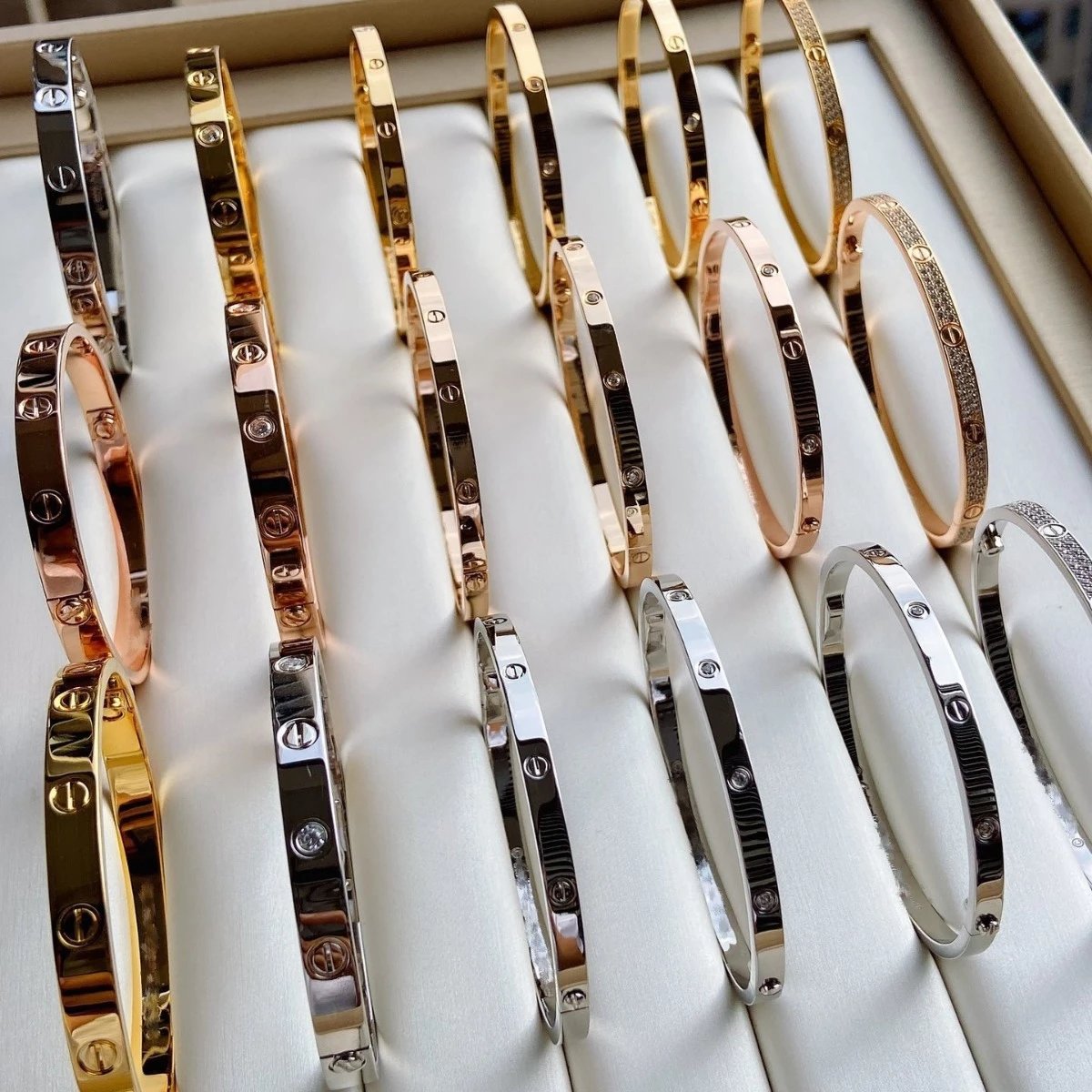 CART BRACELETS (2) 9