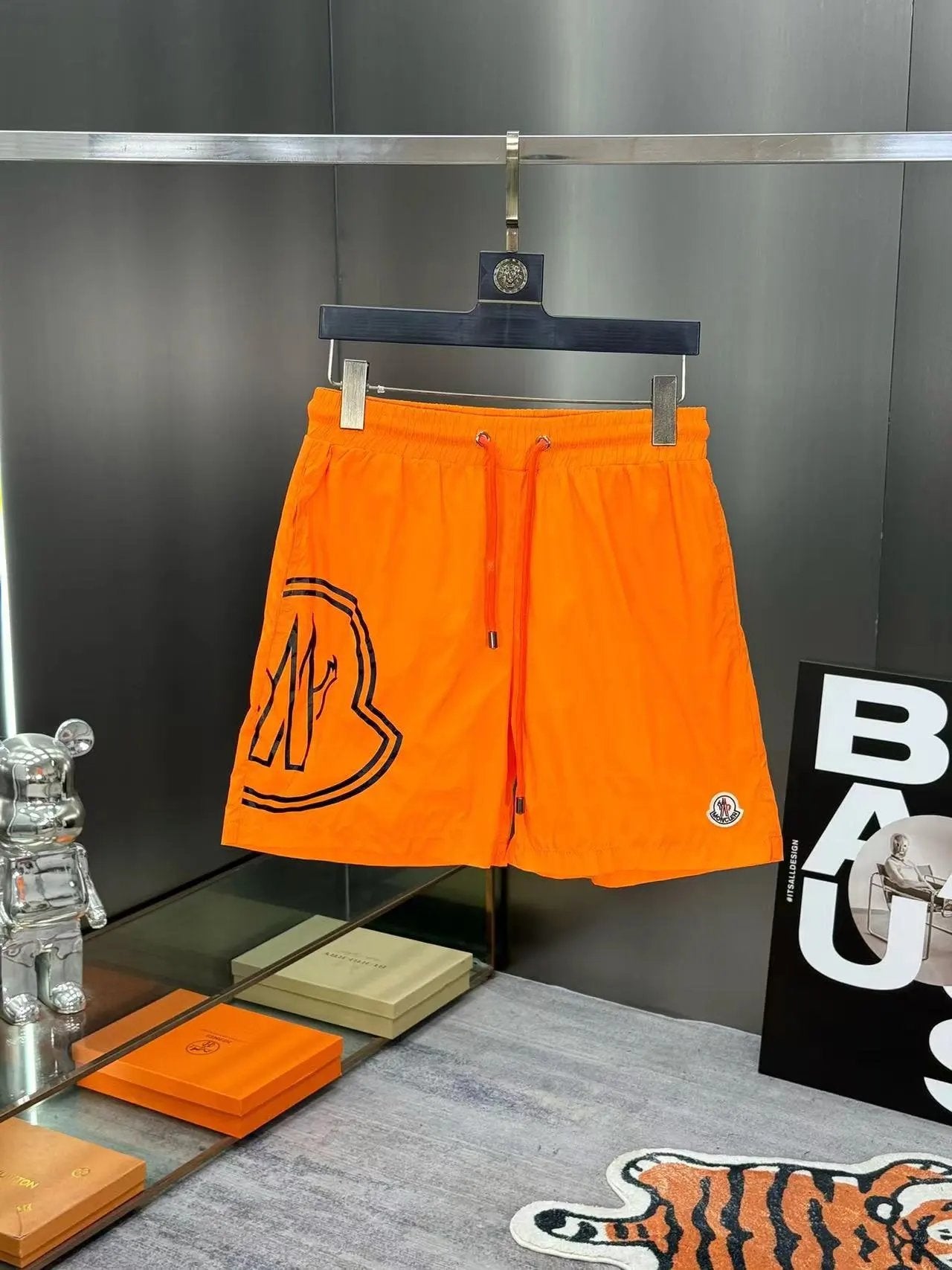MONCL SHORTS (2) 8