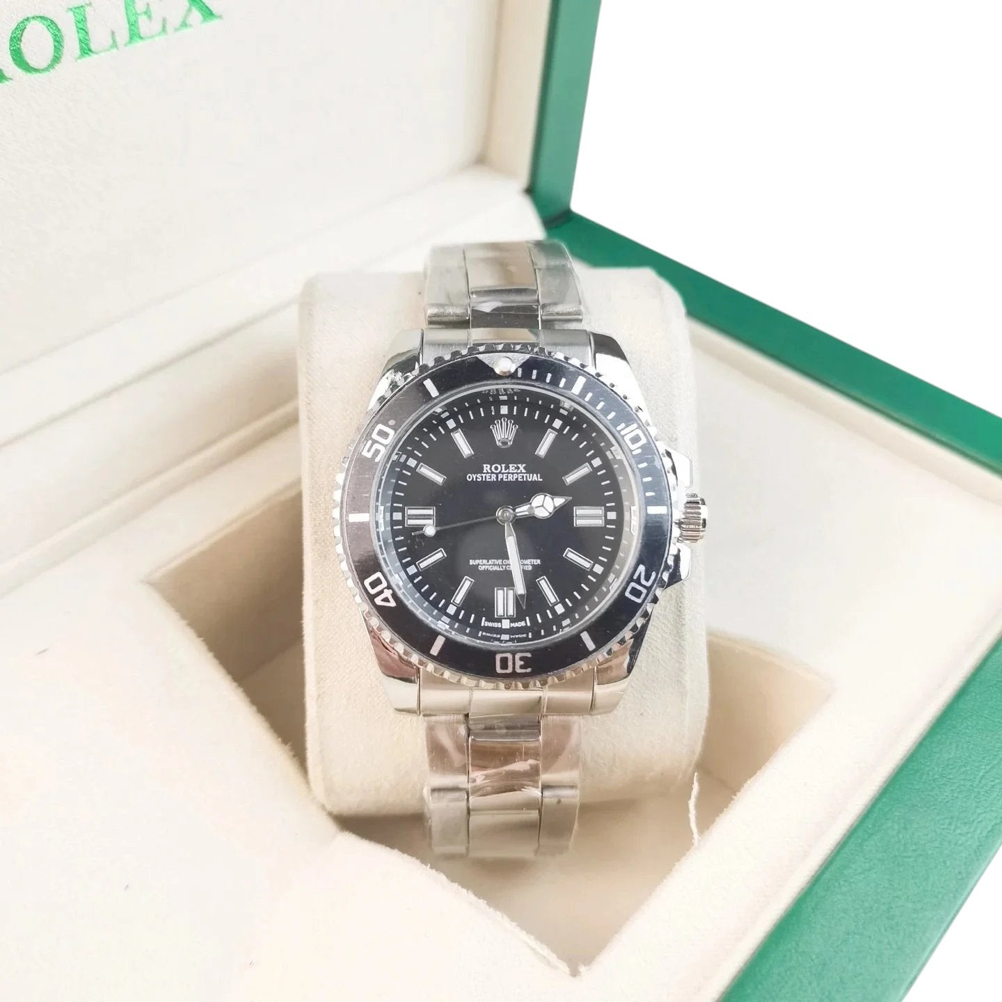 R WATCH (1) 25