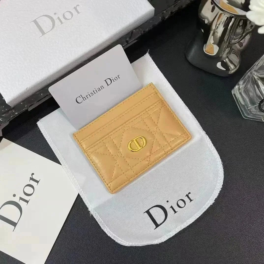 DIO CARDHOLDER (1) 26