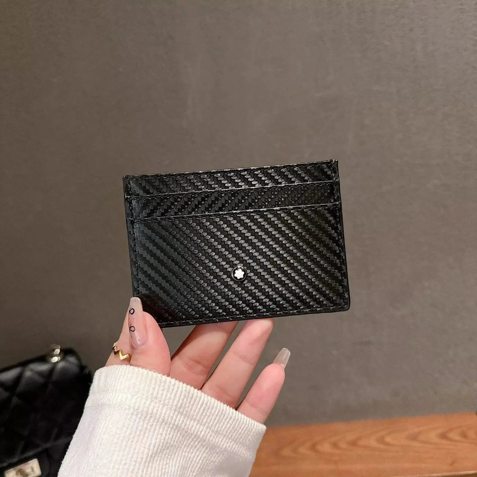 DIO CARDHOLDER (1) 38