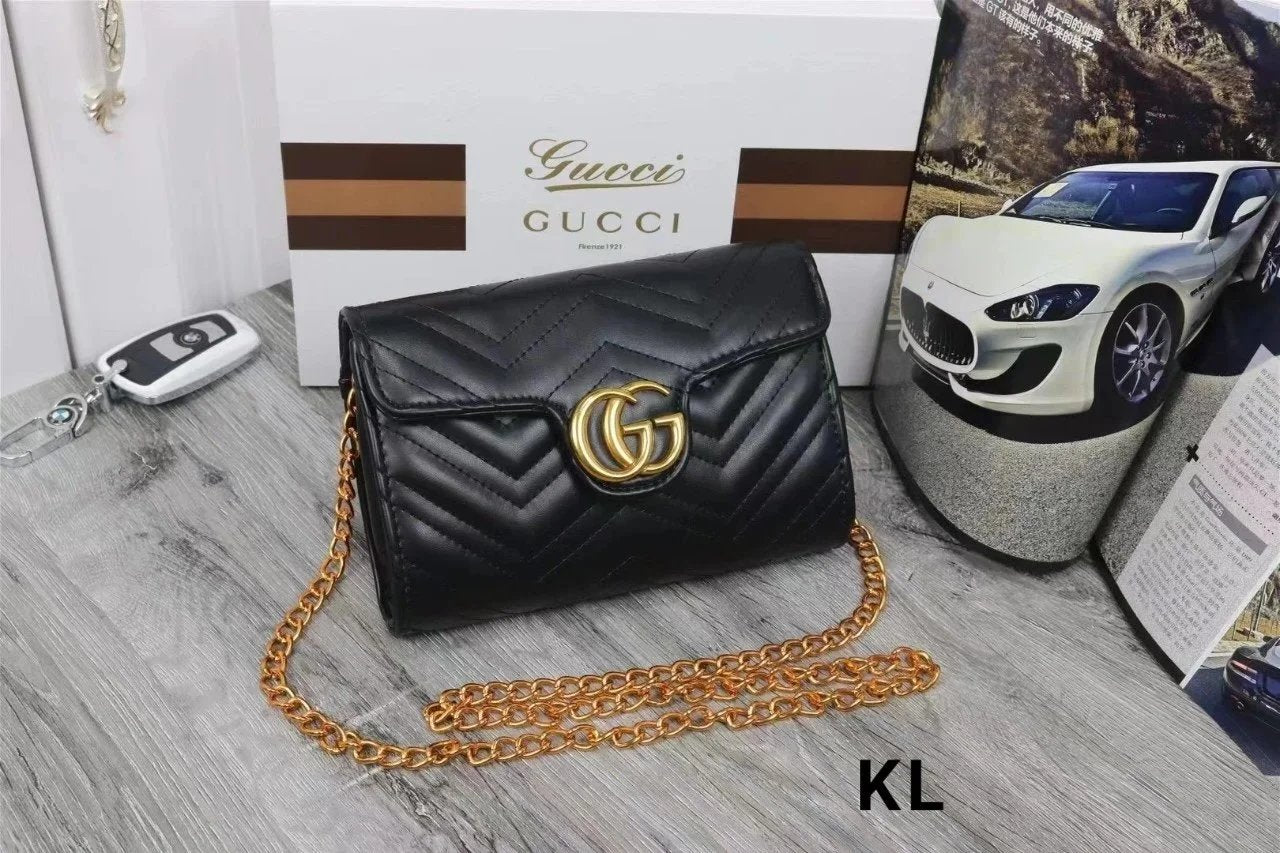GUC Handbags (3) 30