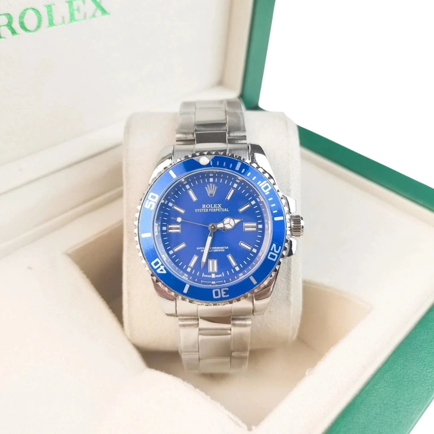 R WATCH (1) 29