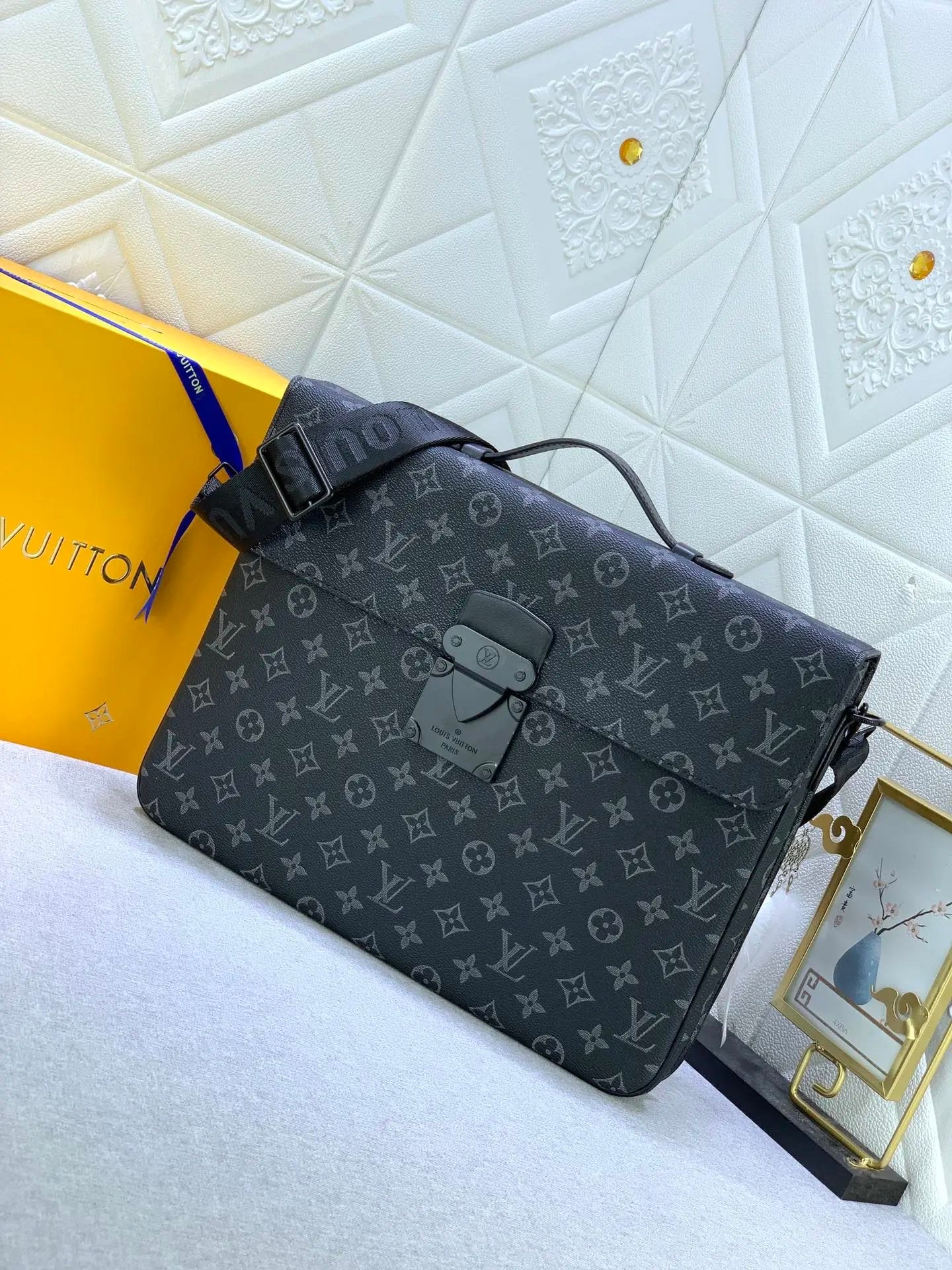 VL BAG (10) 18