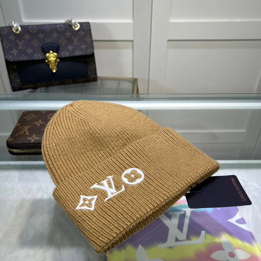 VL HAT (1) 38