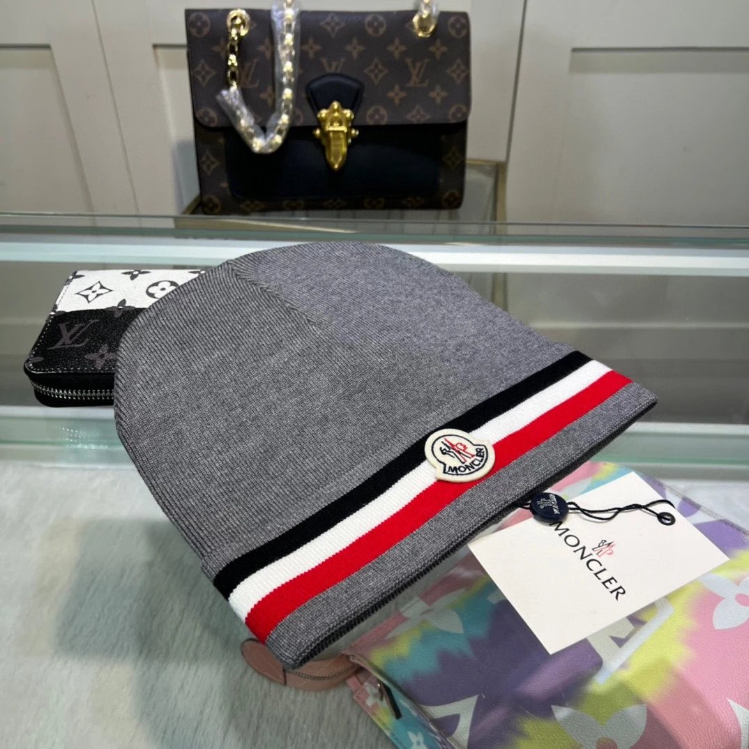 MONCL HAT (3) 10