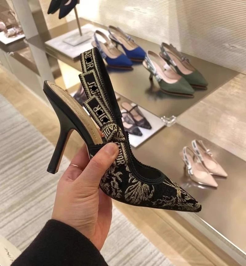 DIO High Heels 3