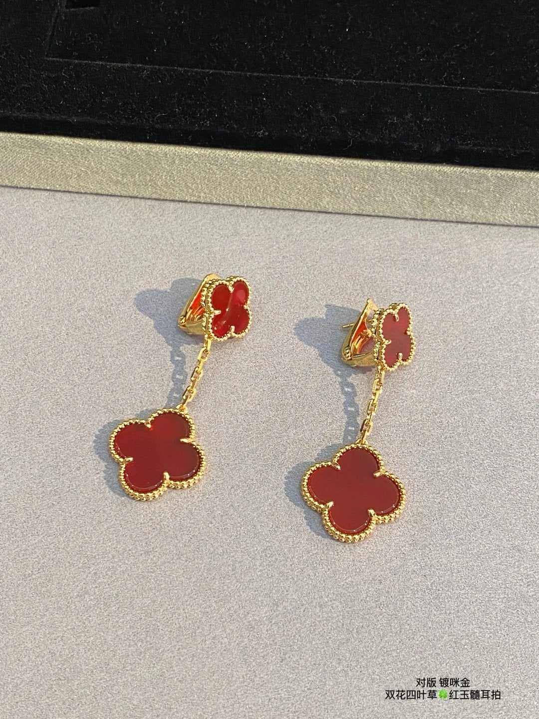 VAN CHE NECKLACES (1) 22