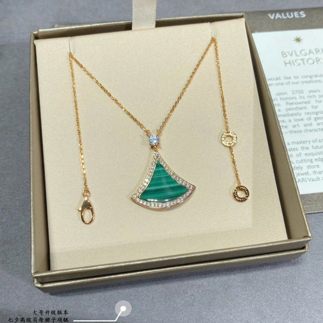 BVL NECKLACES (1) 6
