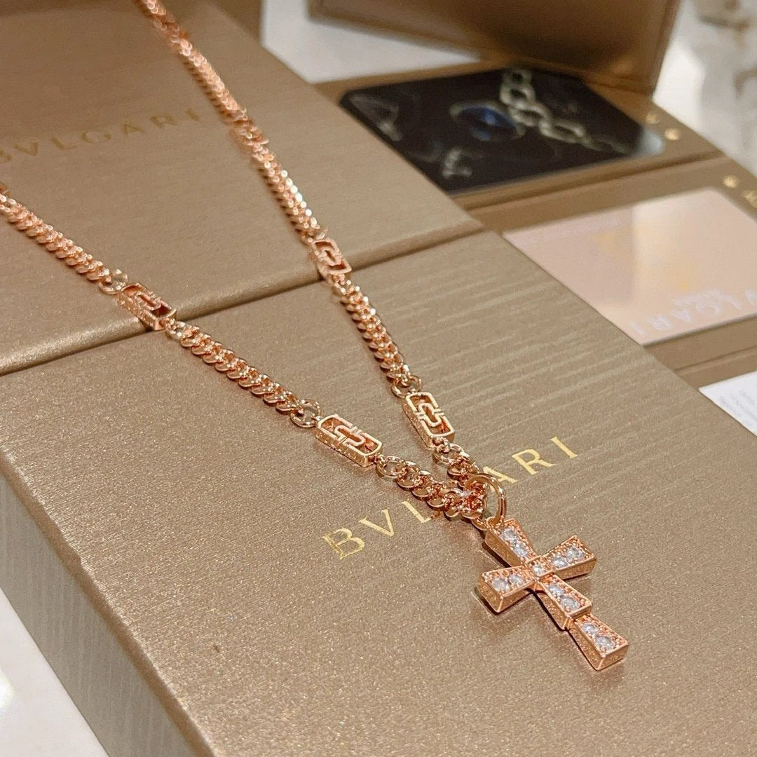 BVL NECKLACES (1) 3