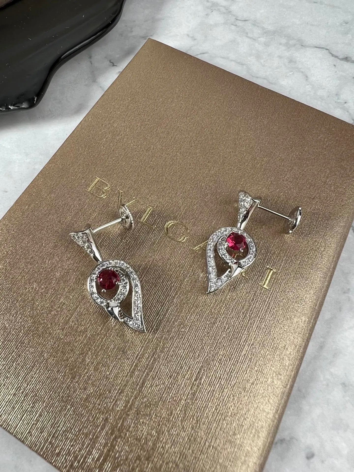 BVL NECKLACES (1) 29