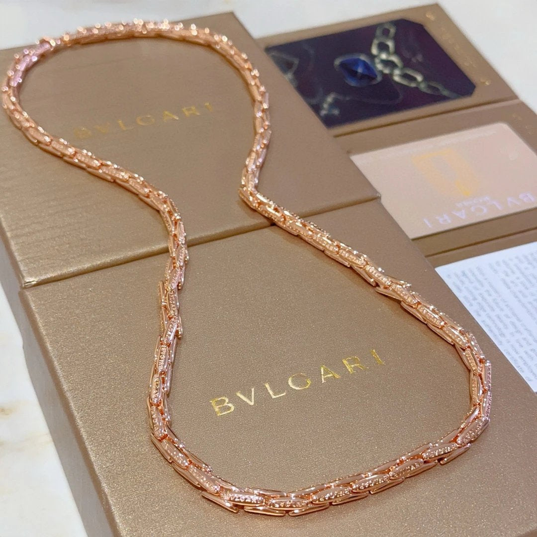 BVL NECKLACES (1) 10
