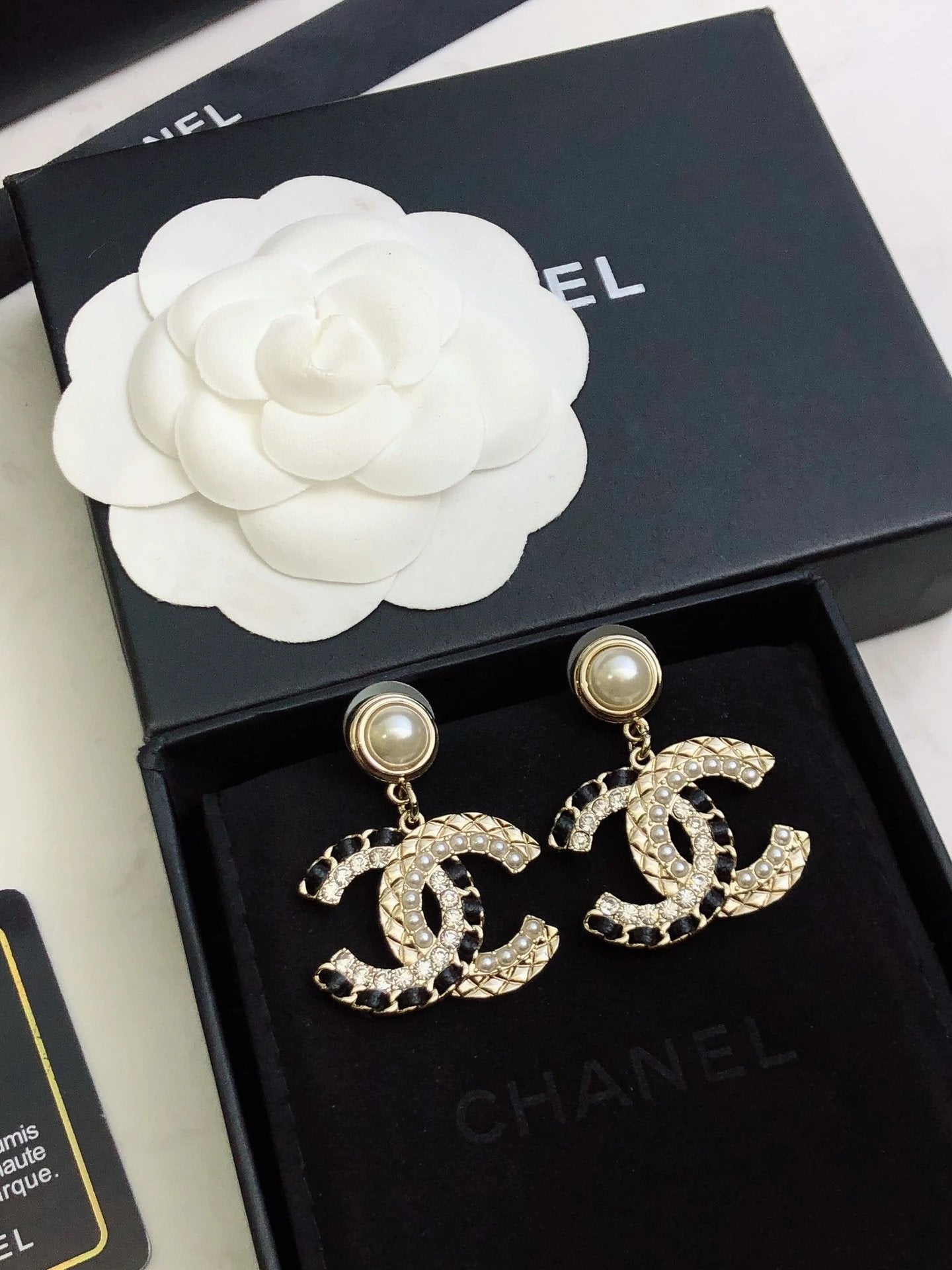 CHAN NECKLACES (2) 33