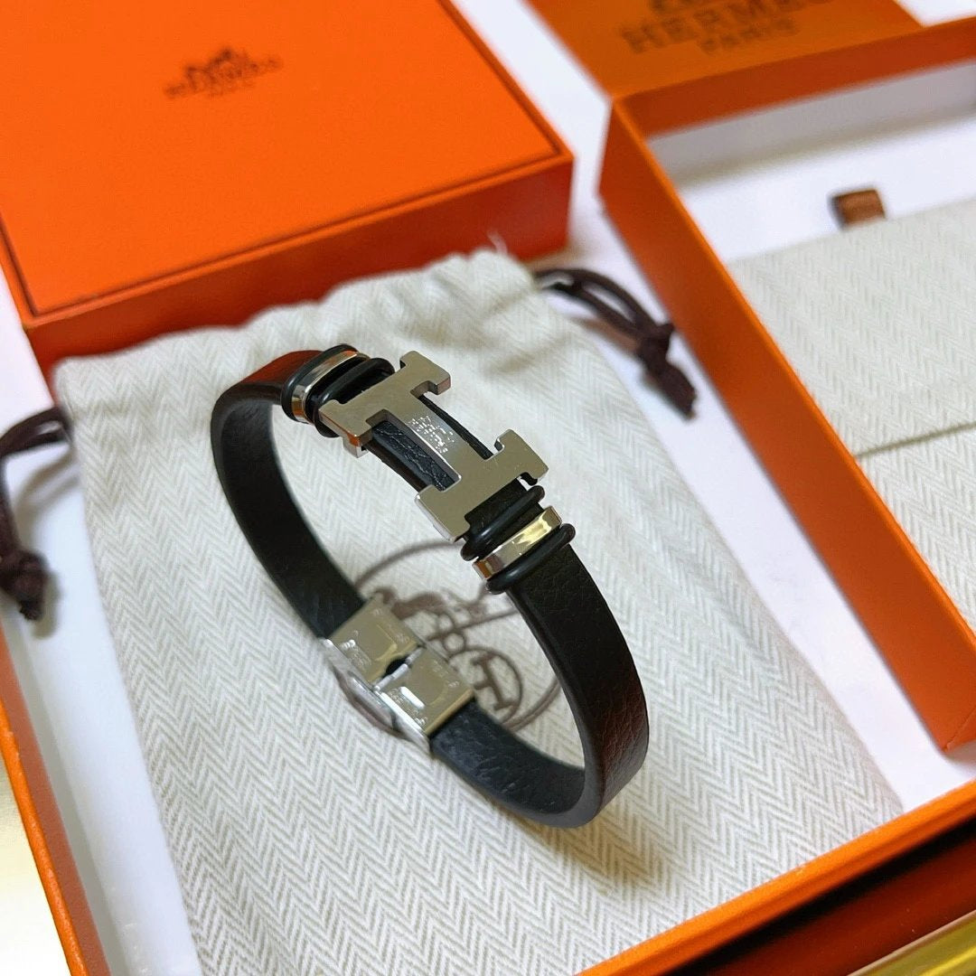 HERM BRACELETS (1) 17