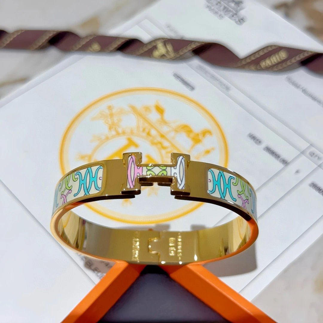 HERM BRACELETS (1) 15