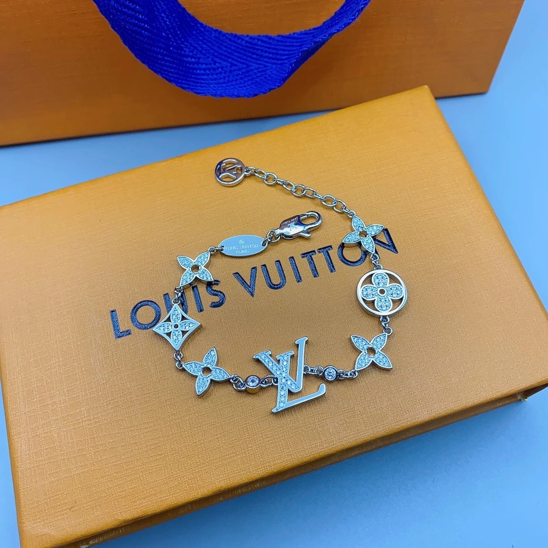 VL BRACELET (1) 11