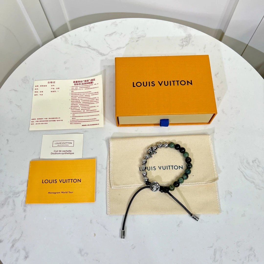 VL BRACELET (1) 10