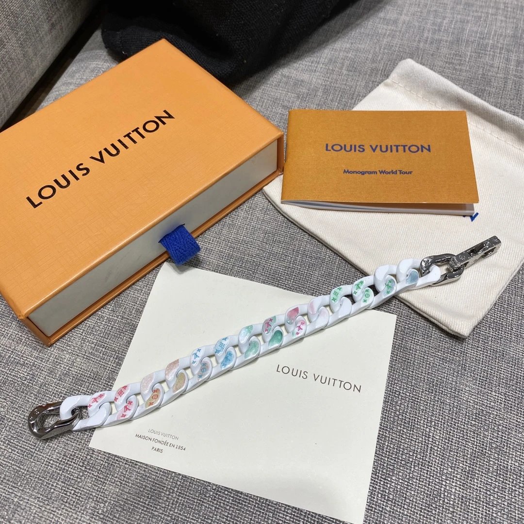 VL BRACELET (1) 8