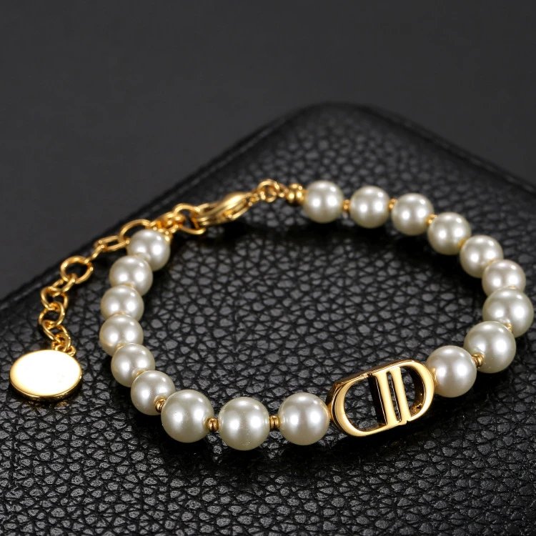VL BRACELET (1) 15